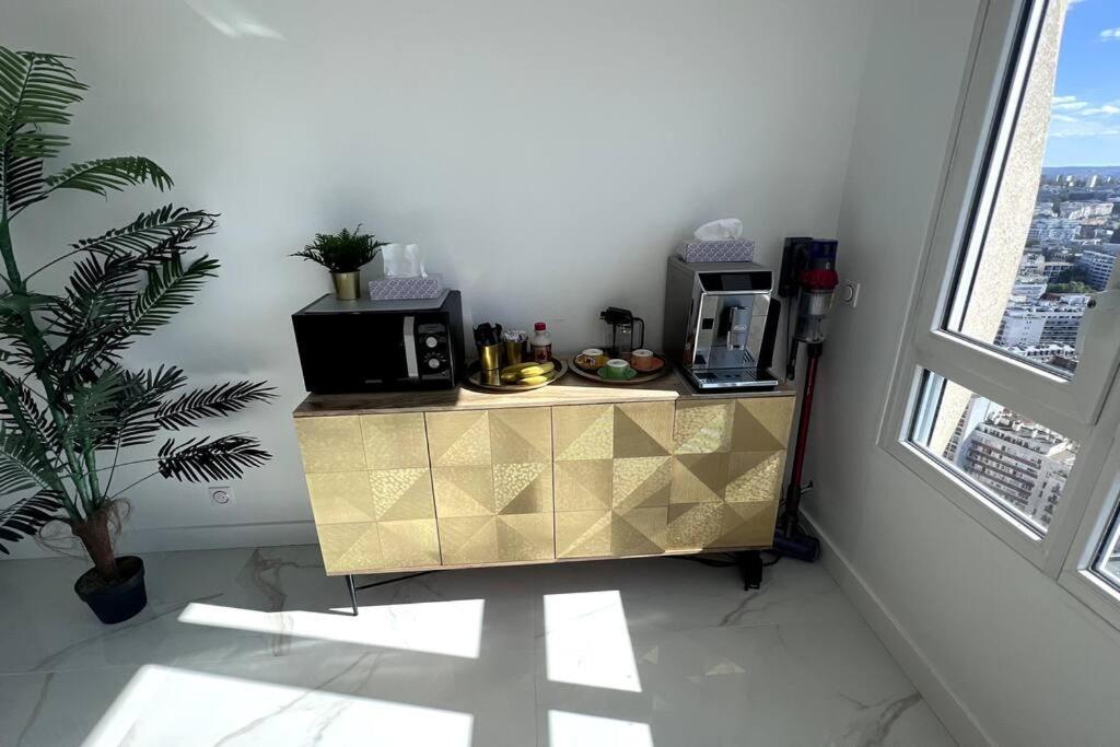 Nice Apartment With Amazing View Of Paris + Parking 외부 사진