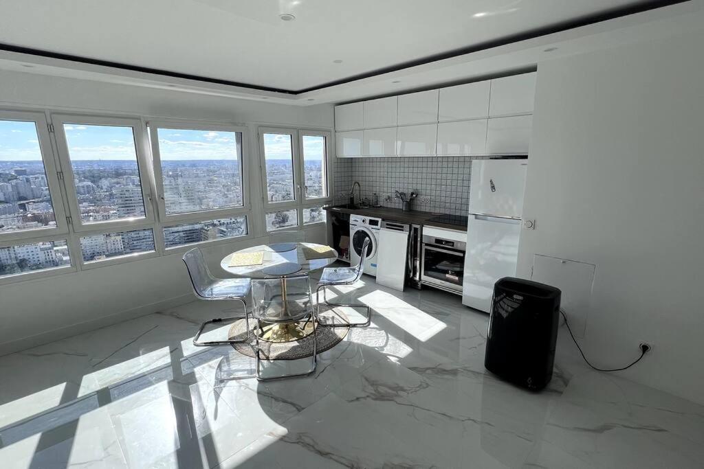Nice Apartment With Amazing View Of Paris + Parking 외부 사진