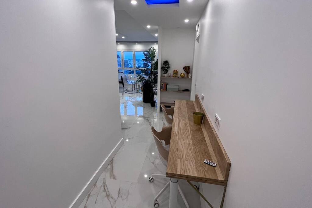 Nice Apartment With Amazing View Of Paris + Parking 외부 사진