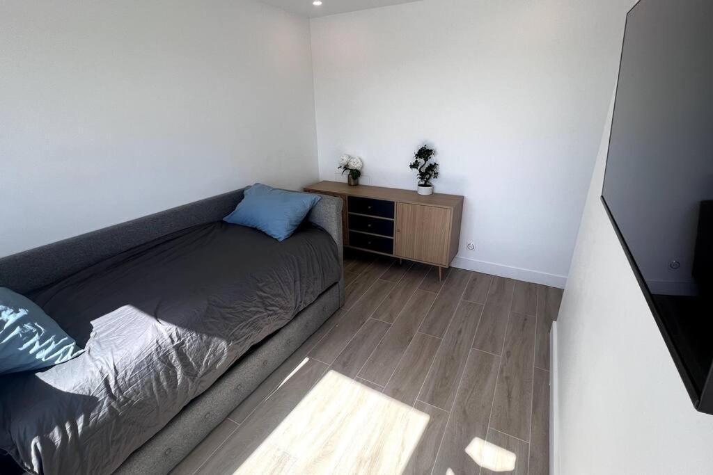 Nice Apartment With Amazing View Of Paris + Parking 외부 사진